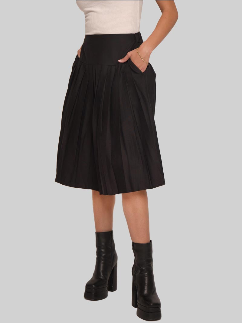 Women’s Modest Pleated Midi Skirt – Black