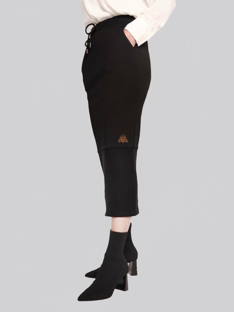 Women’s Rib Panel Maxi Pencil Skirt – Modest Work & Everyday Skirt in Black